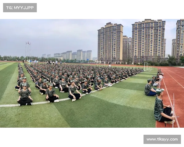 职业球队军训的必要性:许利民谈培养顽强作风的重要性(军训培养了什么作风) 职业球队军训的必要性:许利民谈培养顽强作风的重要性(军训培养了什么作风)